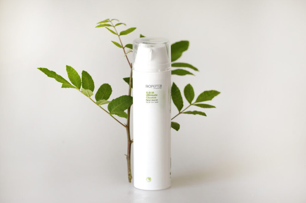 Biopeptix G.O.M Cleanser - תכשיר ניקוי תלת-פאזי
